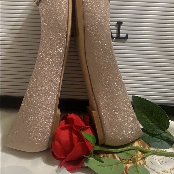 NWT Badgley Mischa Dyanne Flat, Brand New - Picture 8 of 8